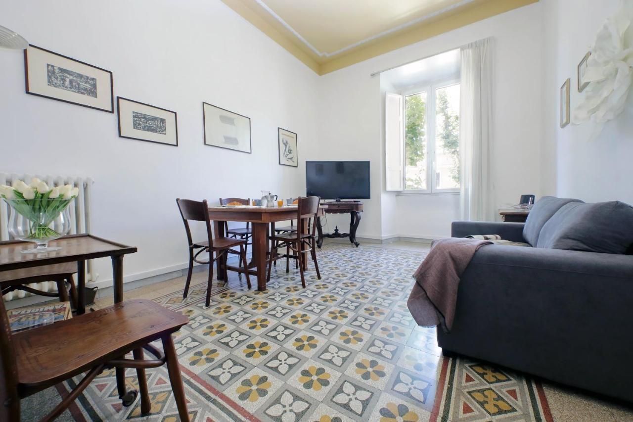 Cozy Merulana Rome Bagian luar foto