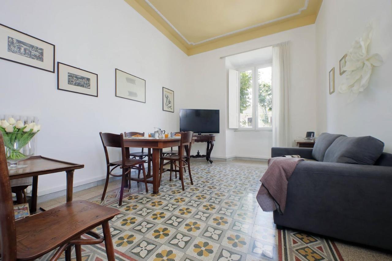 Cozy Merulana Rome Bagian luar foto